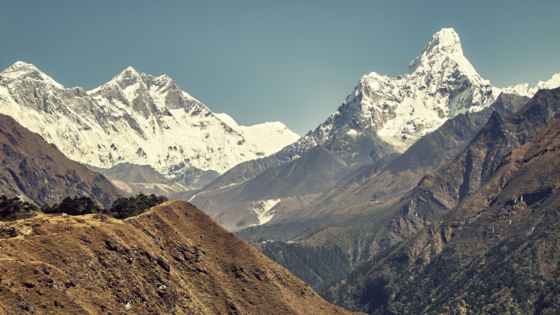 Mount Everest and Mount Ama Dablam